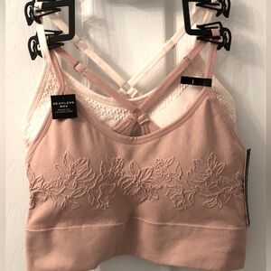 🟦SALE 5️⃣0️⃣% off🟦 
Bra set of 2 Tahari NWT